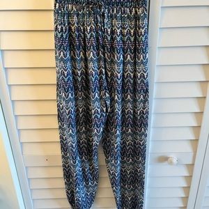 Wish… harem pants. Beautiful Blue Print Size M/L. Drawstring Waist